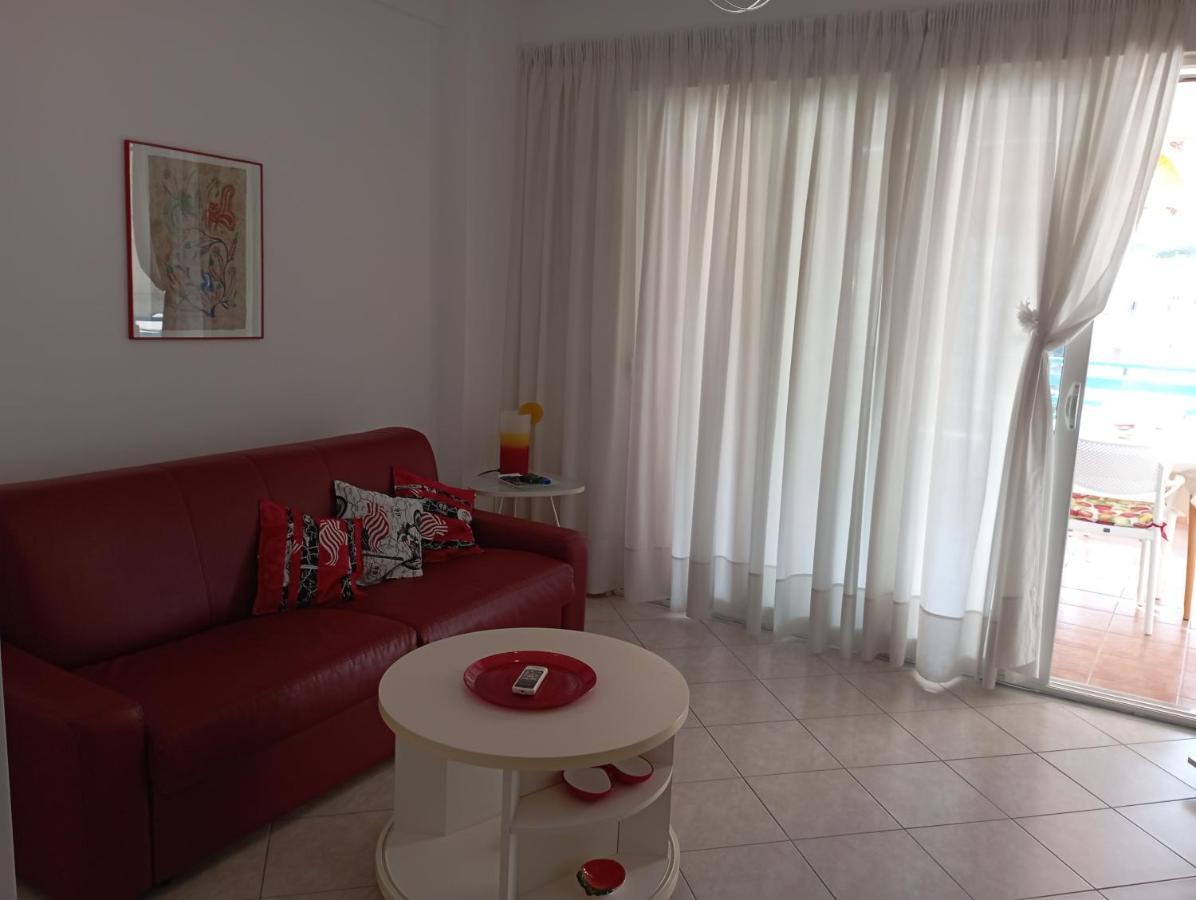 Apartment Alma Sarandë Buitenkant foto