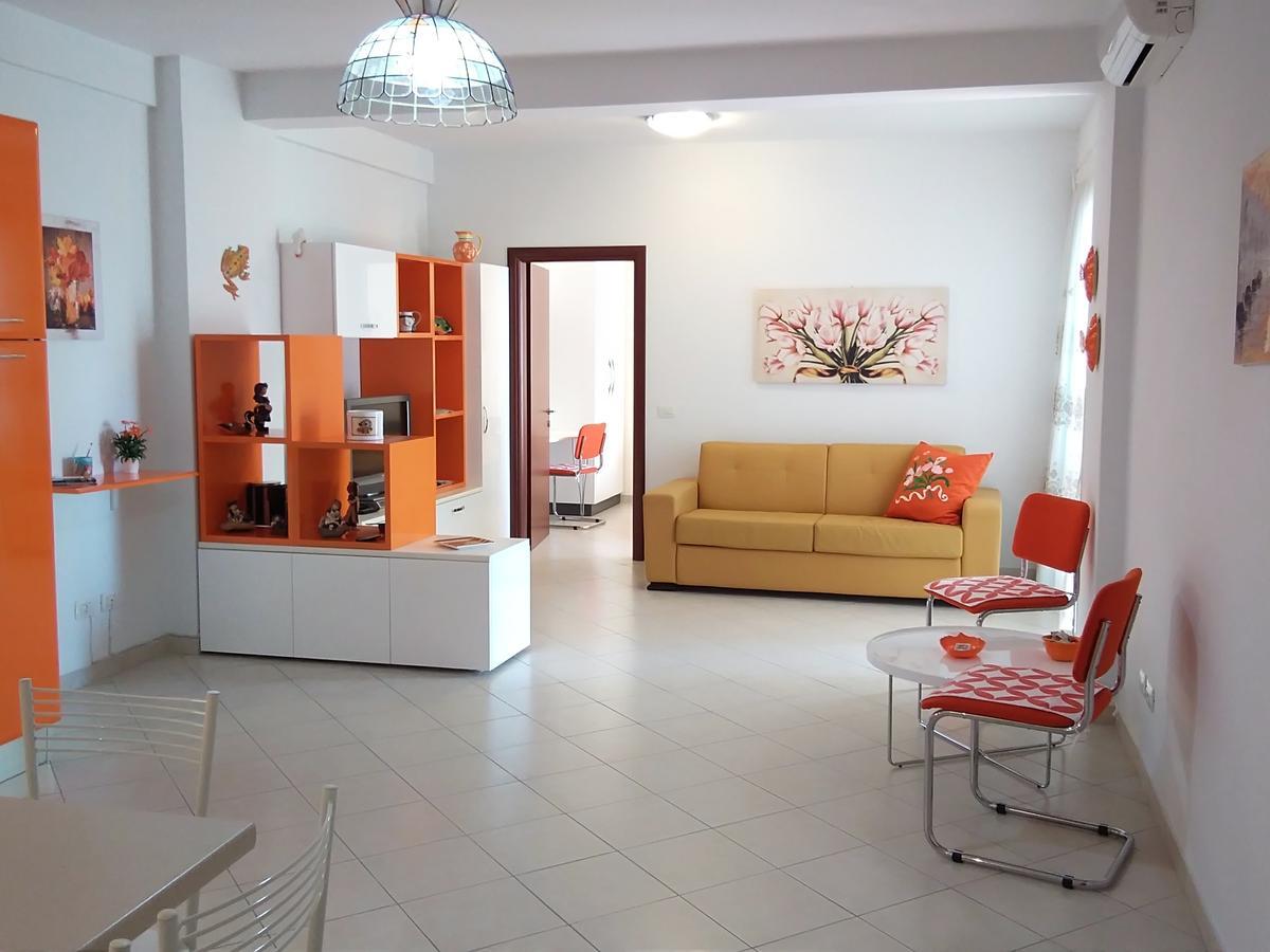 Apartment Alma Sarandë Buitenkant foto